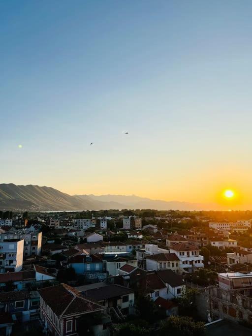 Sleepin Shkoder II Apartment Exterior photo